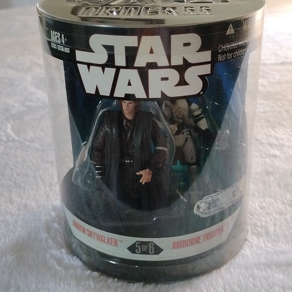 Hasbro Star Wars Anakin Skywalker / Airborne Trooper - Picture 10 of 16